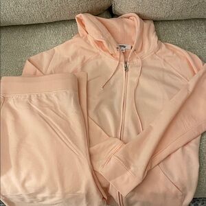 NWOT Country Store baby pink Hoodie/jacket and Sweatpants Set size women’s L